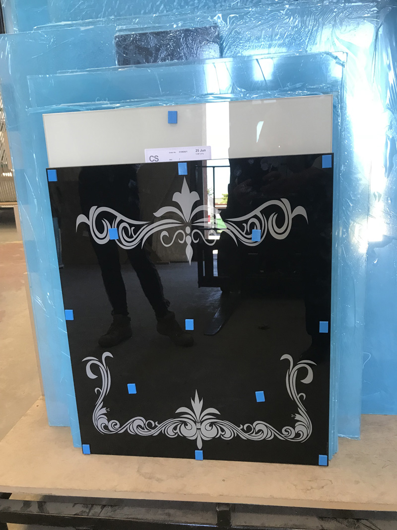 Custom Glass Splashback - CS Glaziers